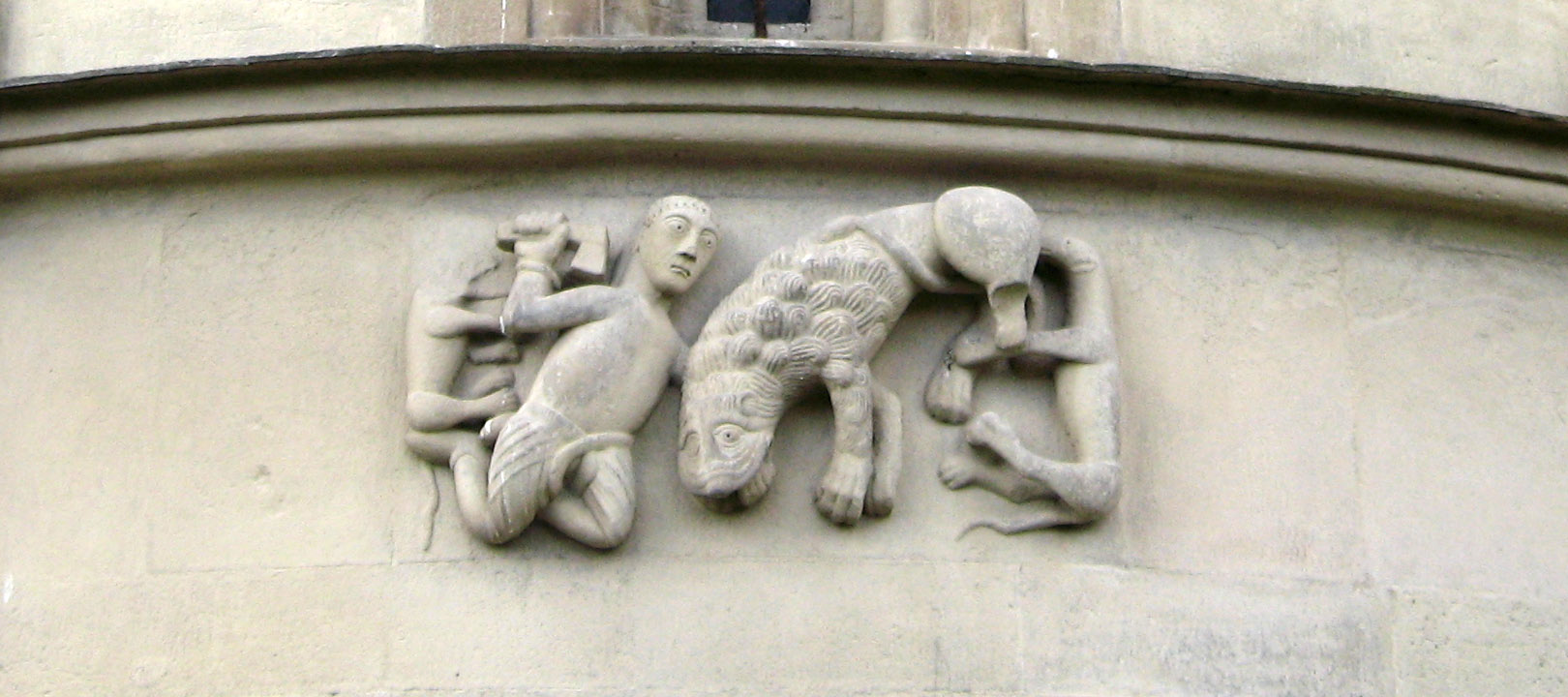 Schoengraben-Kirchenrelief